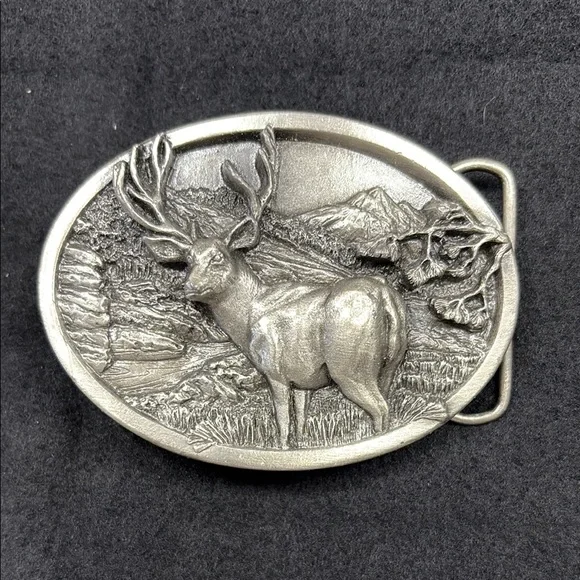 vintage Pewter belt buckle made by Bergamot Brass Works in 1984. - Picture 1 of 8